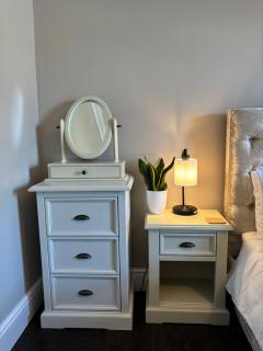 Large North Facing Room above G Grace & Son - Tring - 7