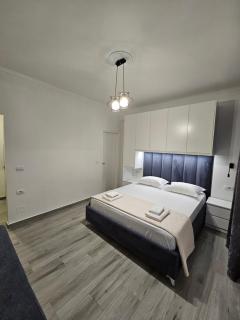 Nora's Guesthouse - Saranda - 1