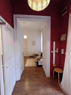 New 2BR Apt near Andrassy av. and Varosliget - Budapest - 2