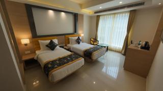 HOTEL SURYA GRAND - 6