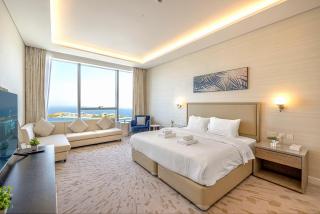 Opulent Studio in Palm Tower with Sea View - Dubai - 8