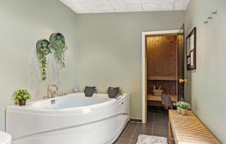 Four-Bedroom Holiday Home Haderslev With A Room Hot Tub 09 - 2