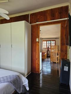 11-on-RobRoy serenity glamping cabins overlooking the Valley of 1000 Hills - Hillcrest - 4