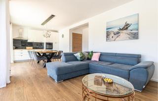Cozy Home In Kastel Novi - Kastel Novi - 7