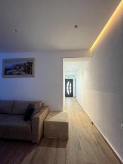 Lovely One-Bedroom Apartment with BBQ-grill! - Sarandë - 8