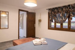 Alexandras guesthouse - Neos Panteleimonas - 2