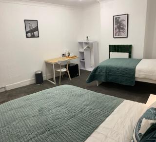 GUEST ROOMS in CAMDEN TOWN - 3