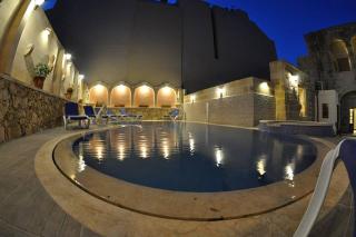 6 Bedroom Farmhouse with Large Private Pool - 7