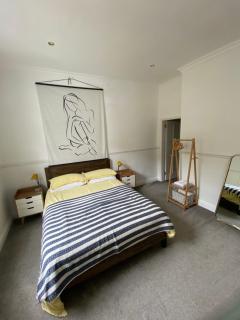 The Cafe Apartment - Great Malvern - 4
