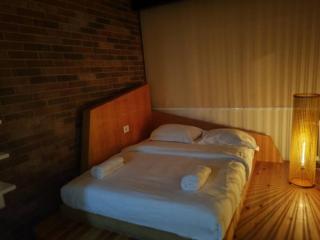 Vintage 2-BR Apt in Ashrafieh W 24 Power - Beirut - 4