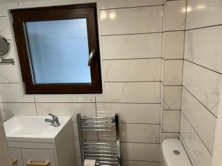Ana guest house - Hookwood - 4