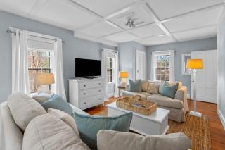 Cozy Large Home in Harwich with Patio near Wequassett Resort - Harwich - 0