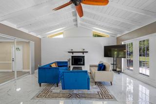 Escape To Pool Luxury Villa w 4-Bedroom - Clearwater - 2