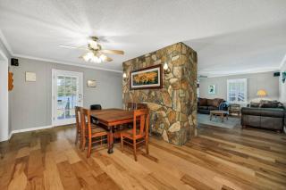 Grandpas House with 2 Kayaks - Lake Murray Shores - 6