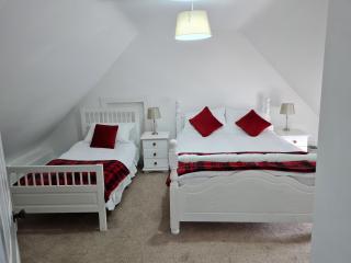 Large Thatched Farmhouse - 2