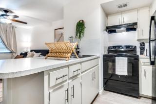 Stylish Studio in Allandale 10 mins to Downtown. - Austin - 3