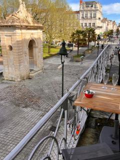 La Colbertine - Charming Apartment in Place Colbert - 6