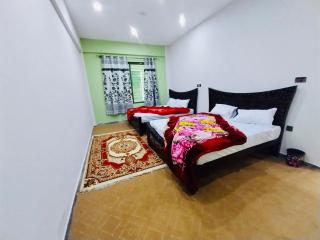 The Abbott Crown Hotel Rajwal - - 4