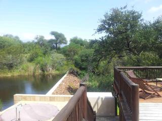Own Pool - Ample Space - Beautiful Views - Hoedspruit - 5