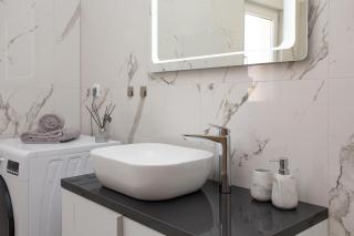Apartment ☆50 grey☆ - Okrug Gornji - 7