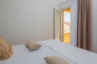 Apartment ☆50 grey☆ - Okrug Gornji - 5