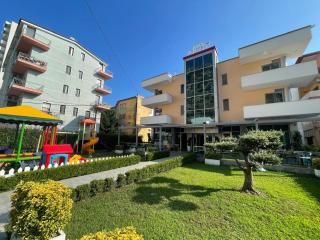 Hotel Colombo - Shëngjin - 0