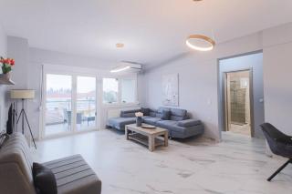 Zeusplace Pieria Luxury Apartment - 0