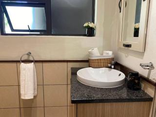 Cozy Apartment - Amazing views of Steyn City - 2