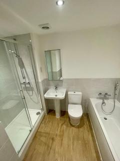 3-Bedroom Luxury Stay With FREE Parking - Market Harborough - 5