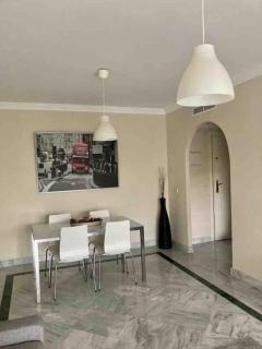 Apartamento Dama de Noche 5 pax y terraza en Marbella Puerto Banus - 2