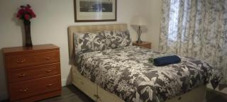 White House Ensuite double bedroom - Warrington - 5