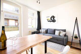 Ko-Living - Händel Stuben - Street Art Design Apartments - Altstadt - zentral - Küche - Smart TV - mehrere Apartments - bis zu 6 P - Halle an der Saale - 9