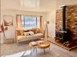 Adobe Hideaway House - 9