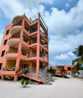 Bay Towers - Caye Caulker - 7