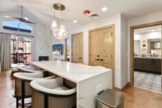 Westgate Park City Top Floor Vaulted Ceilings Superior 2 Bedroom - 3