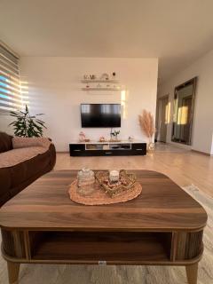 Apartment MarMat - Bar - 8