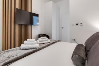 Tesa Luxury Apartment - 2