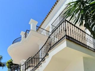 Fabulous 8-bedroom Andalucian family Villa with panoramic vistas of La Concha Marbella - San Pedro de Alcántara - 6