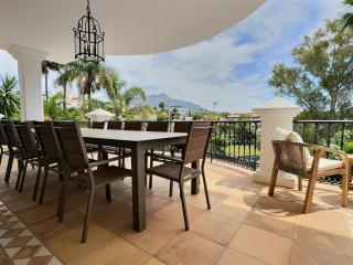 Fabulous 8-bedroom Andalucian family Villa with panoramic vistas of La Concha Marbella - San Pedro de Alcántara - 5