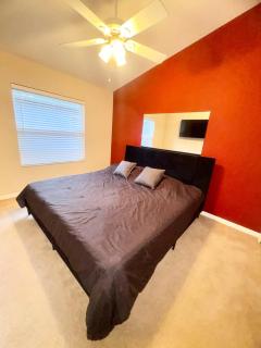 Fast Wifi, Comm Pool, Gym, Golf, Playground, B-ball, Tennis court and more - Zephyrhills - 5