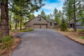 Welcome to the Kinglet's Nest, Spacious property with AC SHARC, Hot-tub, Bikes, Games, Grill, Golf and Pets - Sunriver - 8