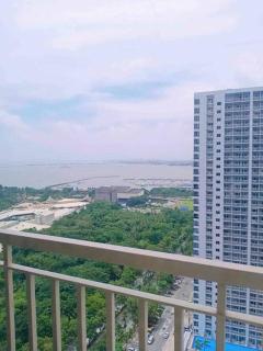 #44 Coast Residences Tower1-20th - Manila - 2