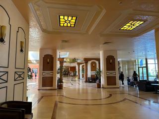 Sunny Majestic Private Apartment - 6