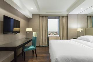 Sheraton Bucharest Hotel - 2
