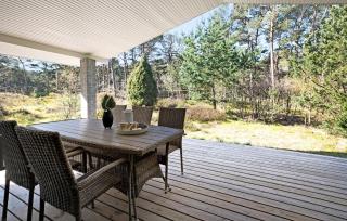 Amazing Home In Nexø With Wifi - 1