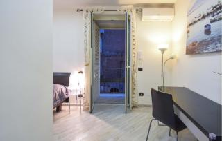 Stunning Apartment In Napoli With Wifi - Naples - 7