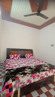 Keshav Narayan Home Stay - Mathura - 0