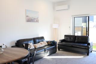 Stunning 3 Bedrooms Sleeps 6 in CBD - Christchurch - 7
