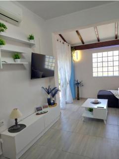 Thanos Guesthouse Corfu - Ágioi Déka - 6