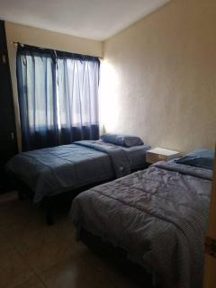 Amplia Casa en Sector Viñedos - Torreón - 3